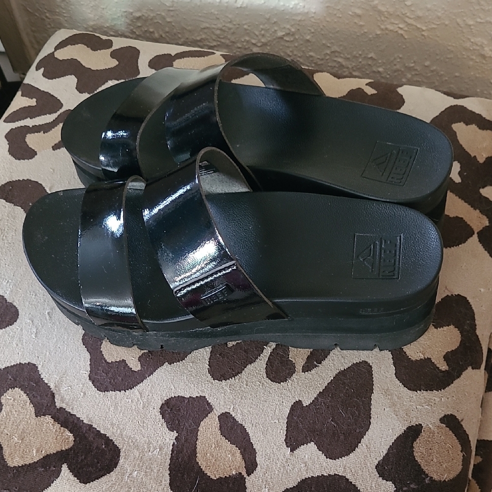 Reef Patent Leather  Black Platform Slides